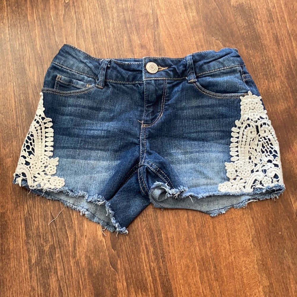 Girls lace denim shorts adjustable 8 MUDD